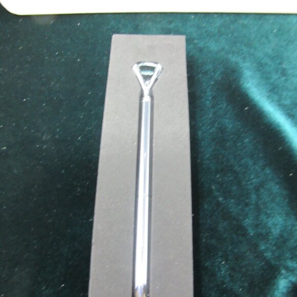 Paper Love Keyboard Notepad & Pen Set - Picture 7 of 7